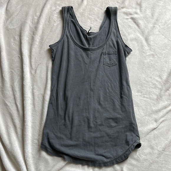 Part Two Maileen Tank - Picture 1 of 5